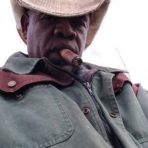 Meet your Posher, Bobby